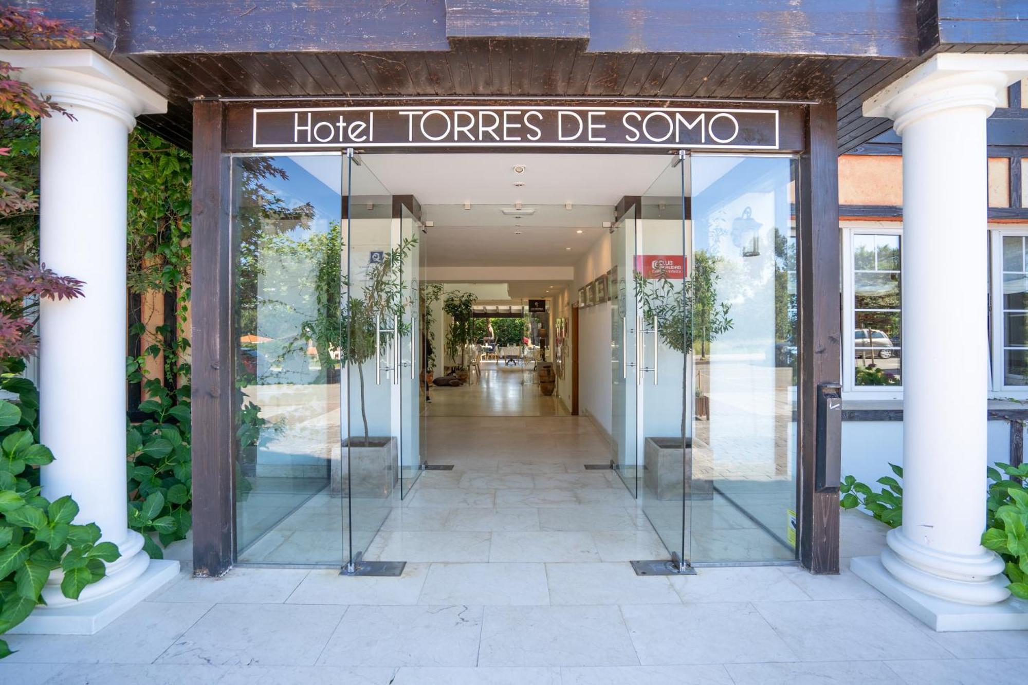Hotel Torres De Somo Exterior photo